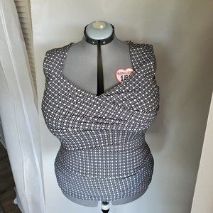 WHBM White House Black Market Knit Sleeveless Blouse Top